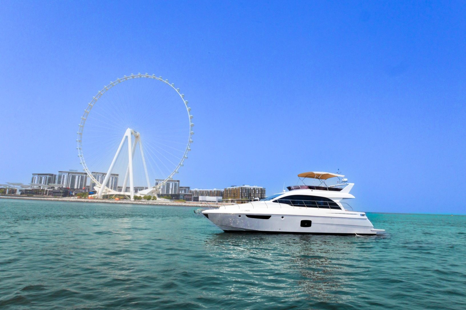 Sky Walker Art yacht, image 5