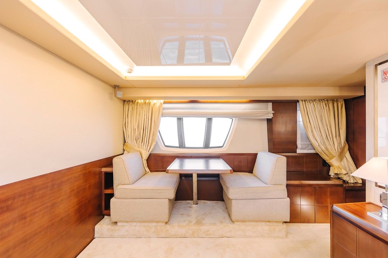 Azimut Viktoria yacht, image 12