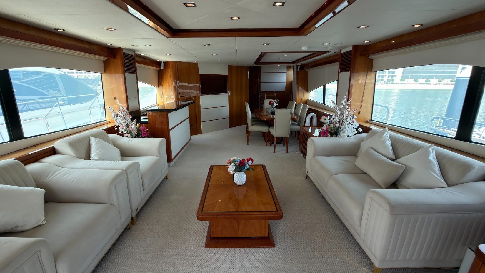 Sunseeker Aarna yacht, image 7