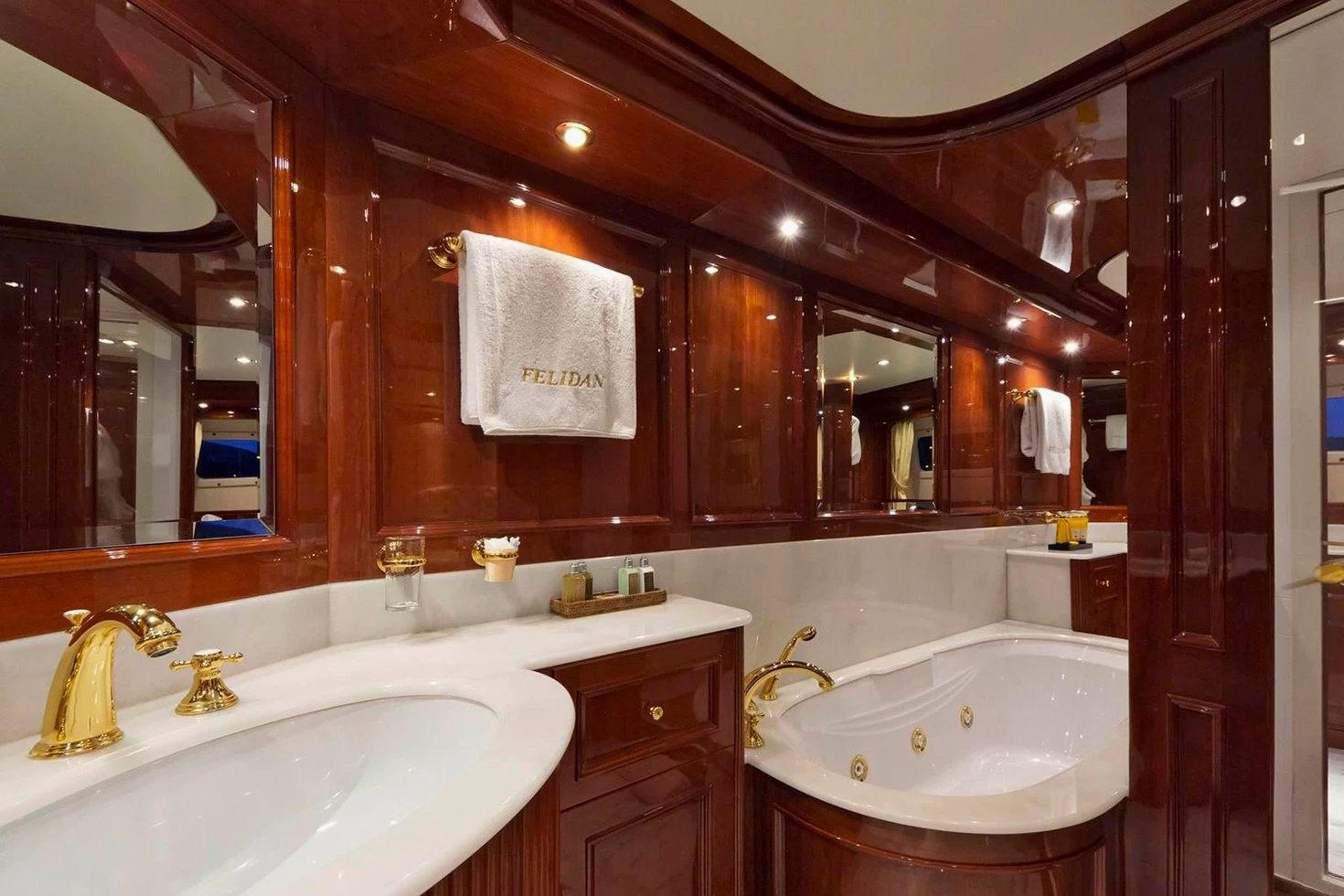 Benetti Gallus yacht, image 3