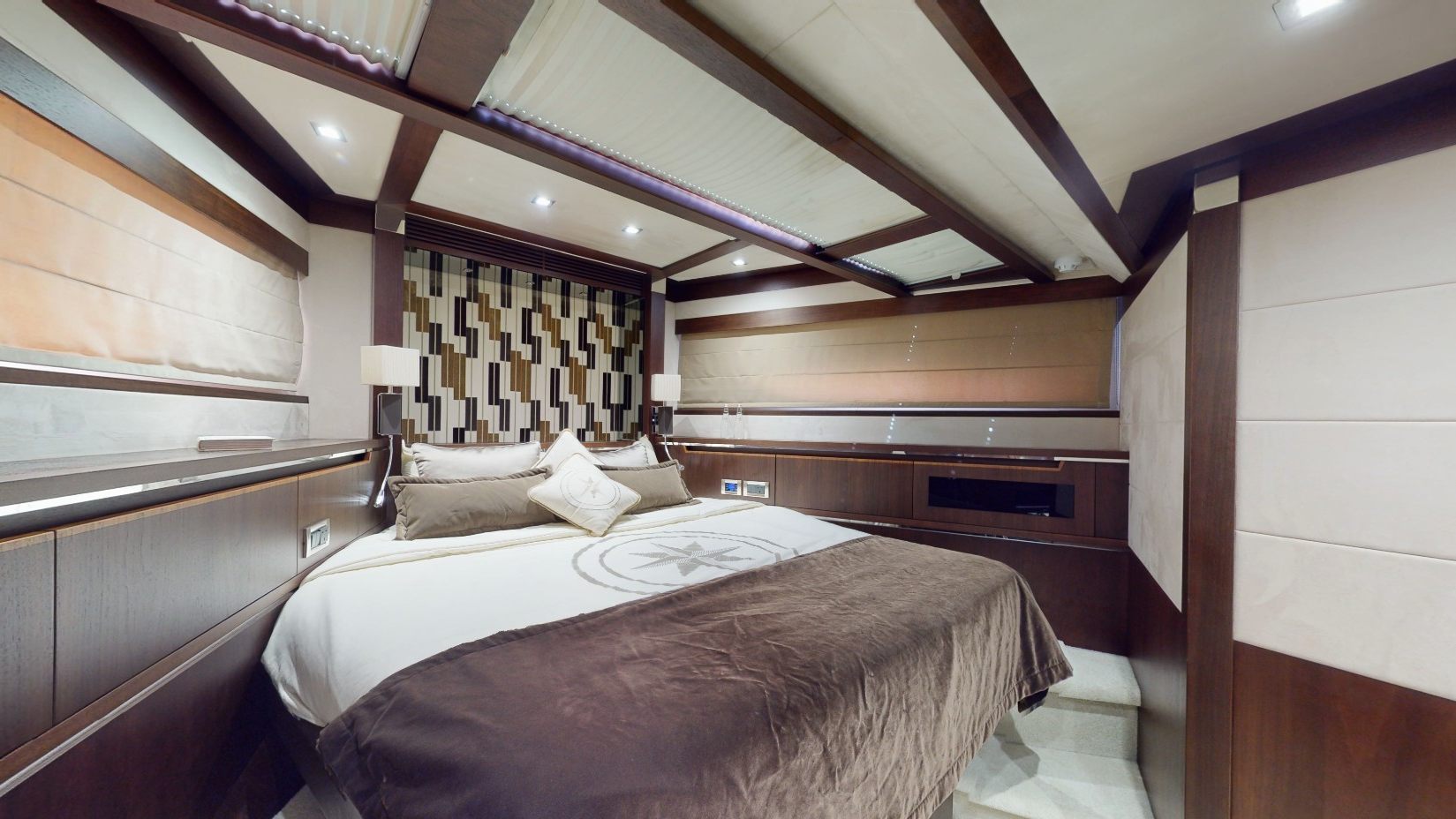 Galeon yacht, image 10