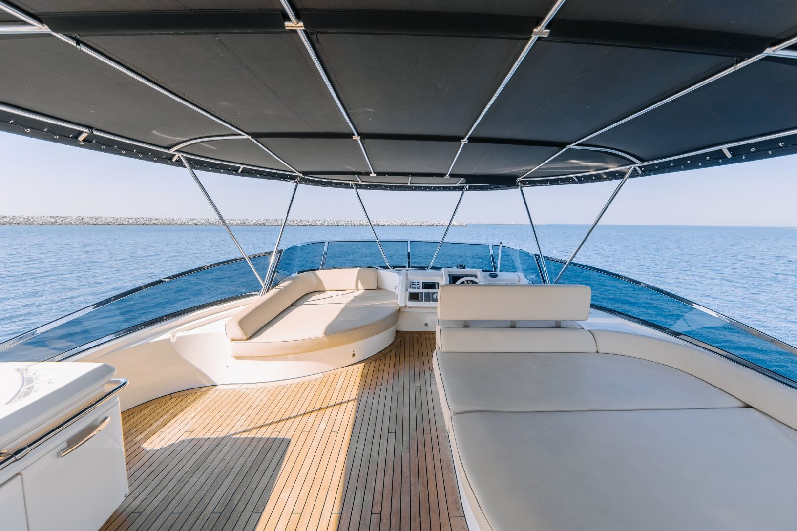 Azimut Viktoria yacht, image 14