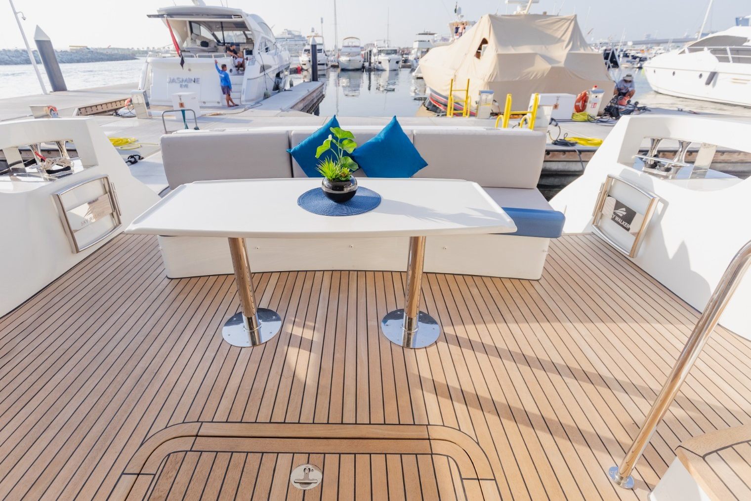 Sky Walker Rio yacht, image 4