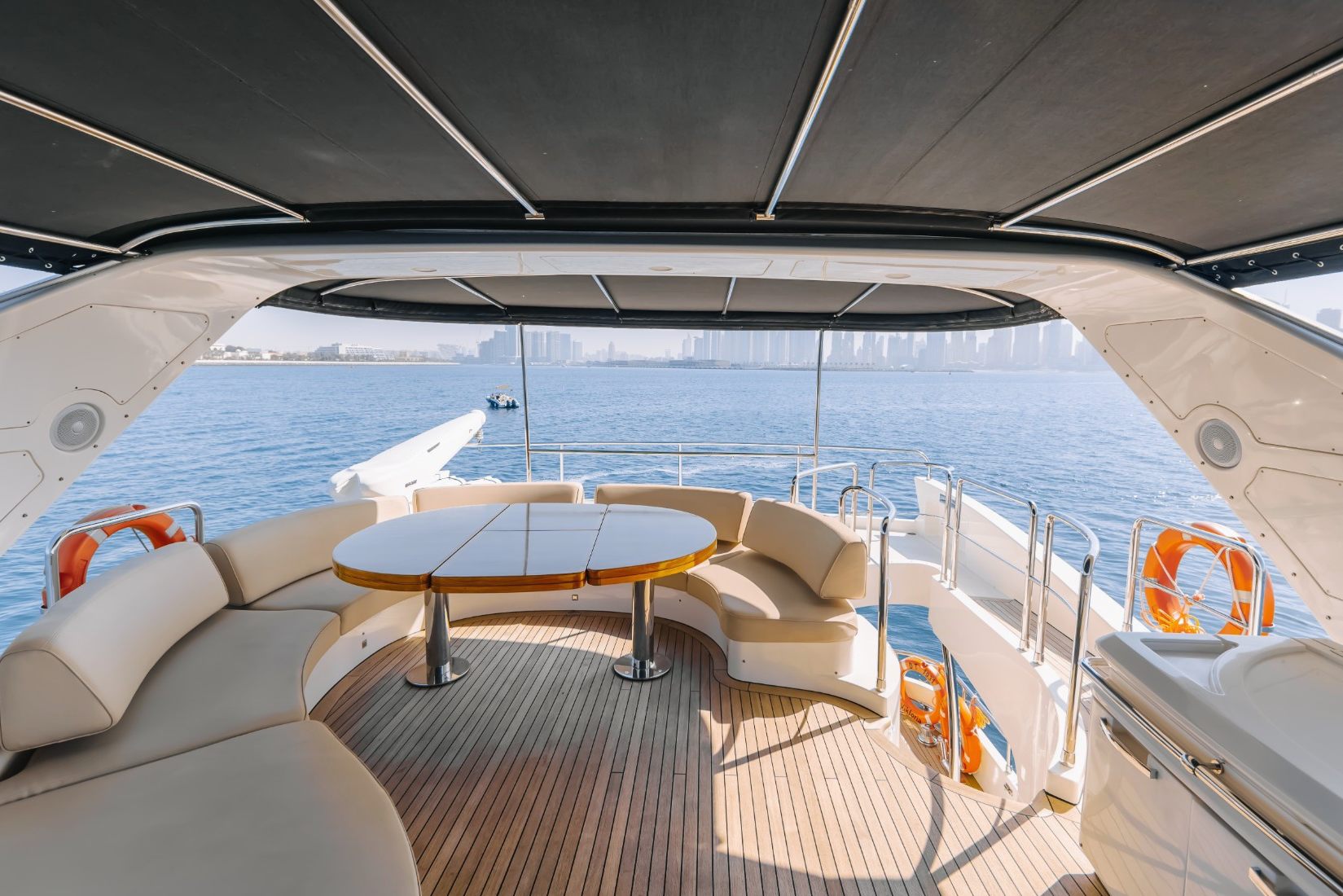 Azimut Viktoria yacht, image 5