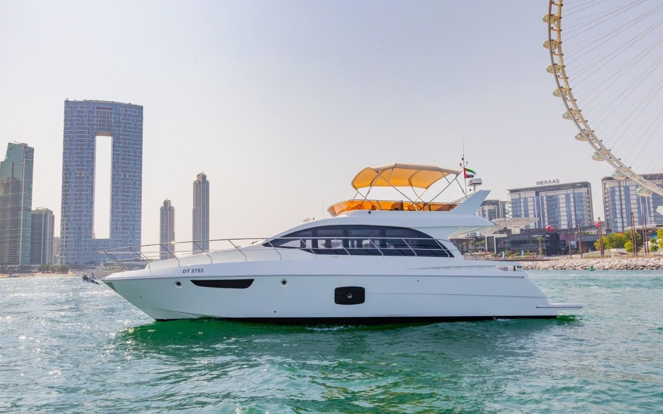 Yacht Sky Walker Ava