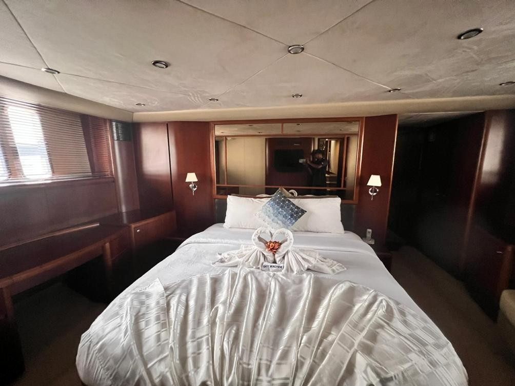 Princess Amotea yacht, image 10