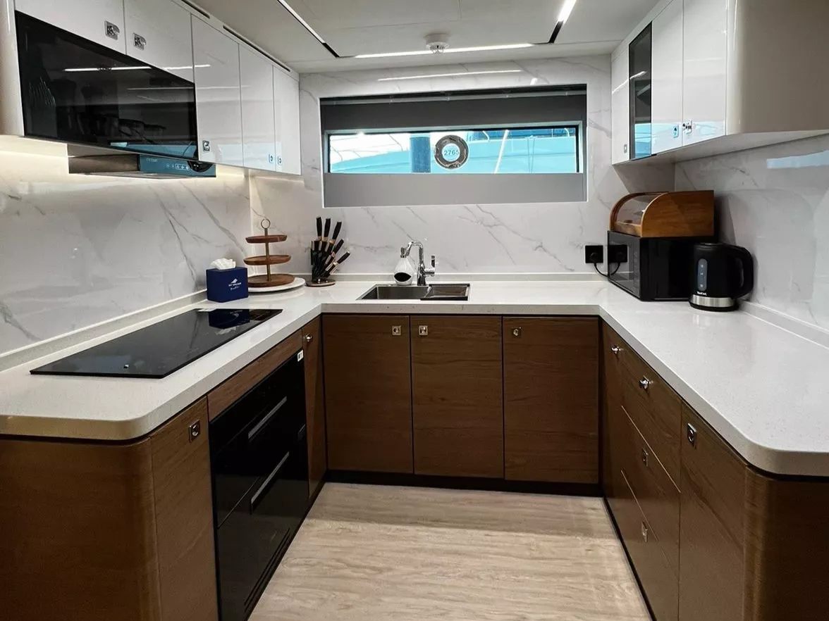 Sky Walker Maka yacht, image 6