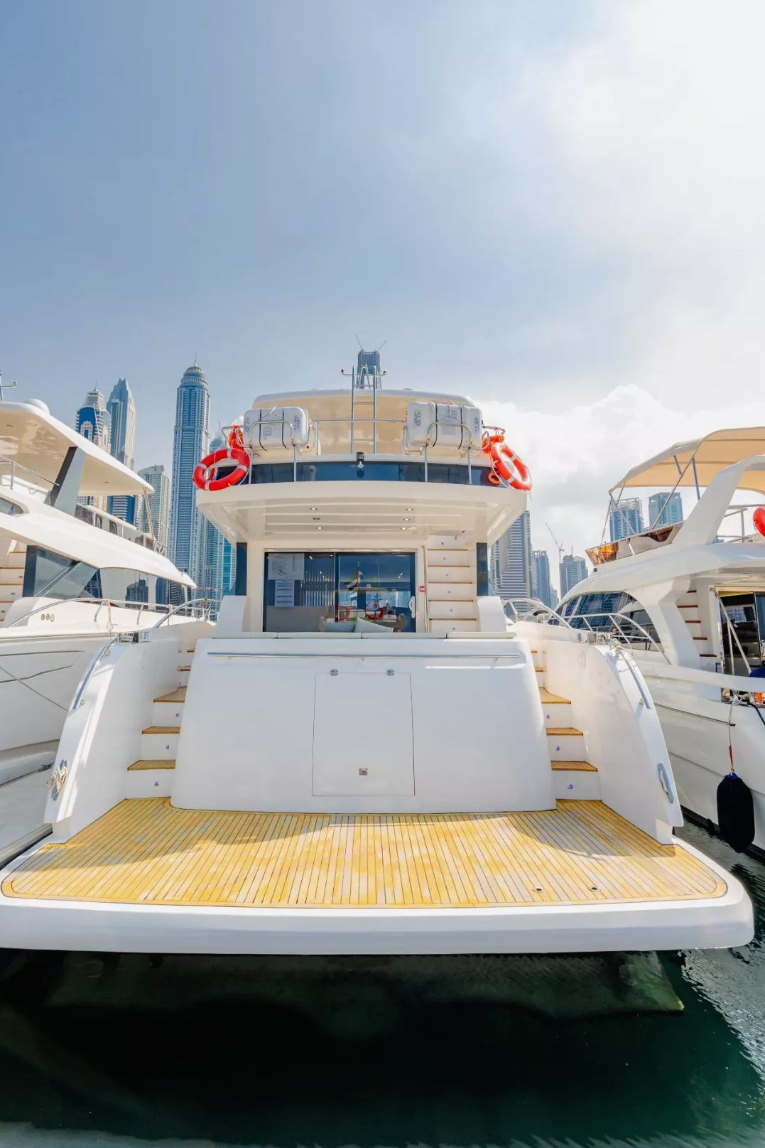 Sky Walker Reno yacht, image 13