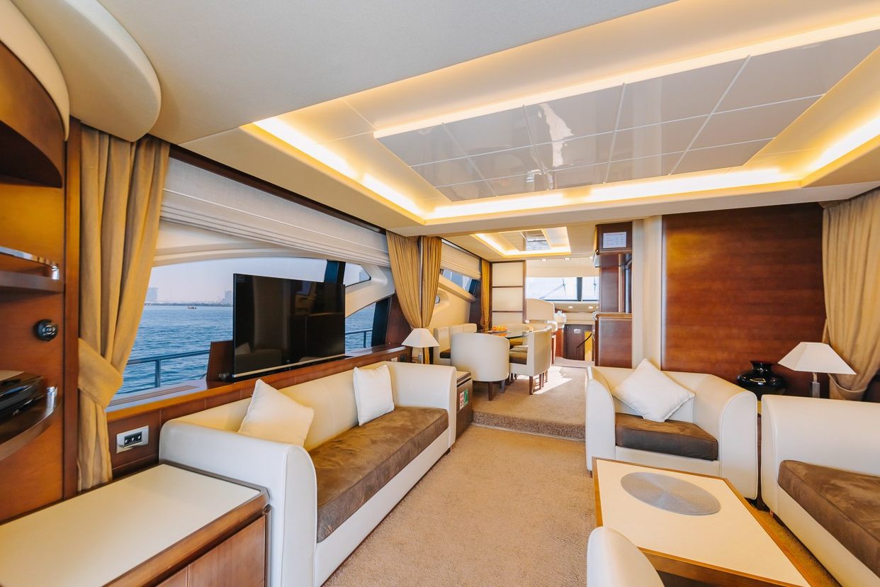 Azimut Viktoria yacht, image 2