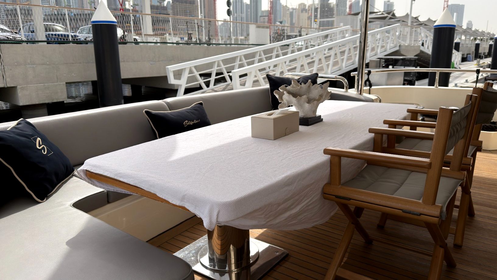 Azimut Satisfaction yacht, image 15