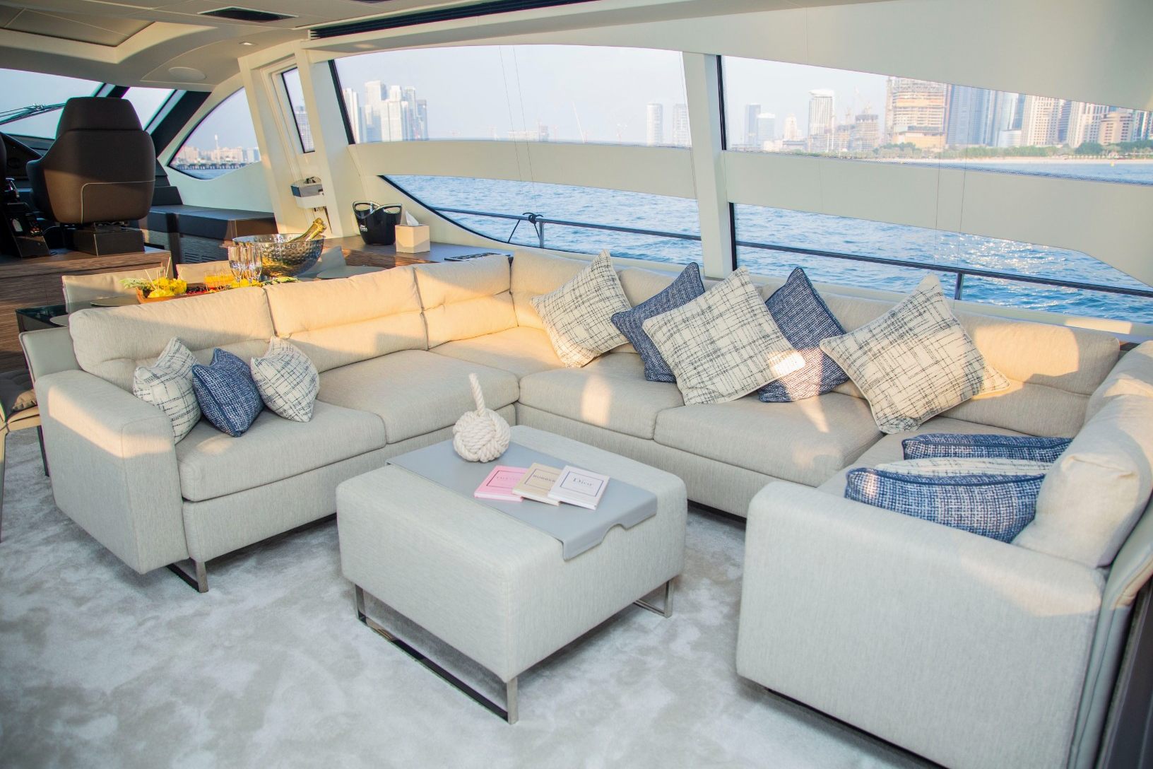 Pershing yacht, image 12