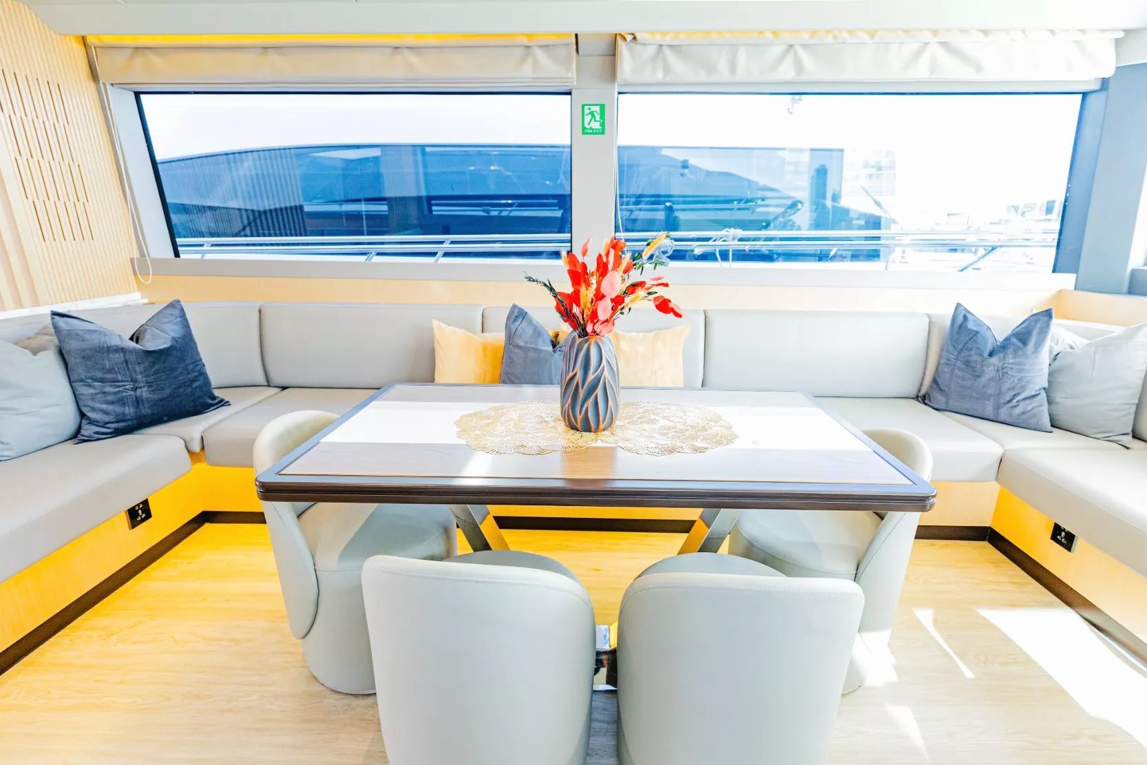 Sky Walker Fibo yacht, image 6