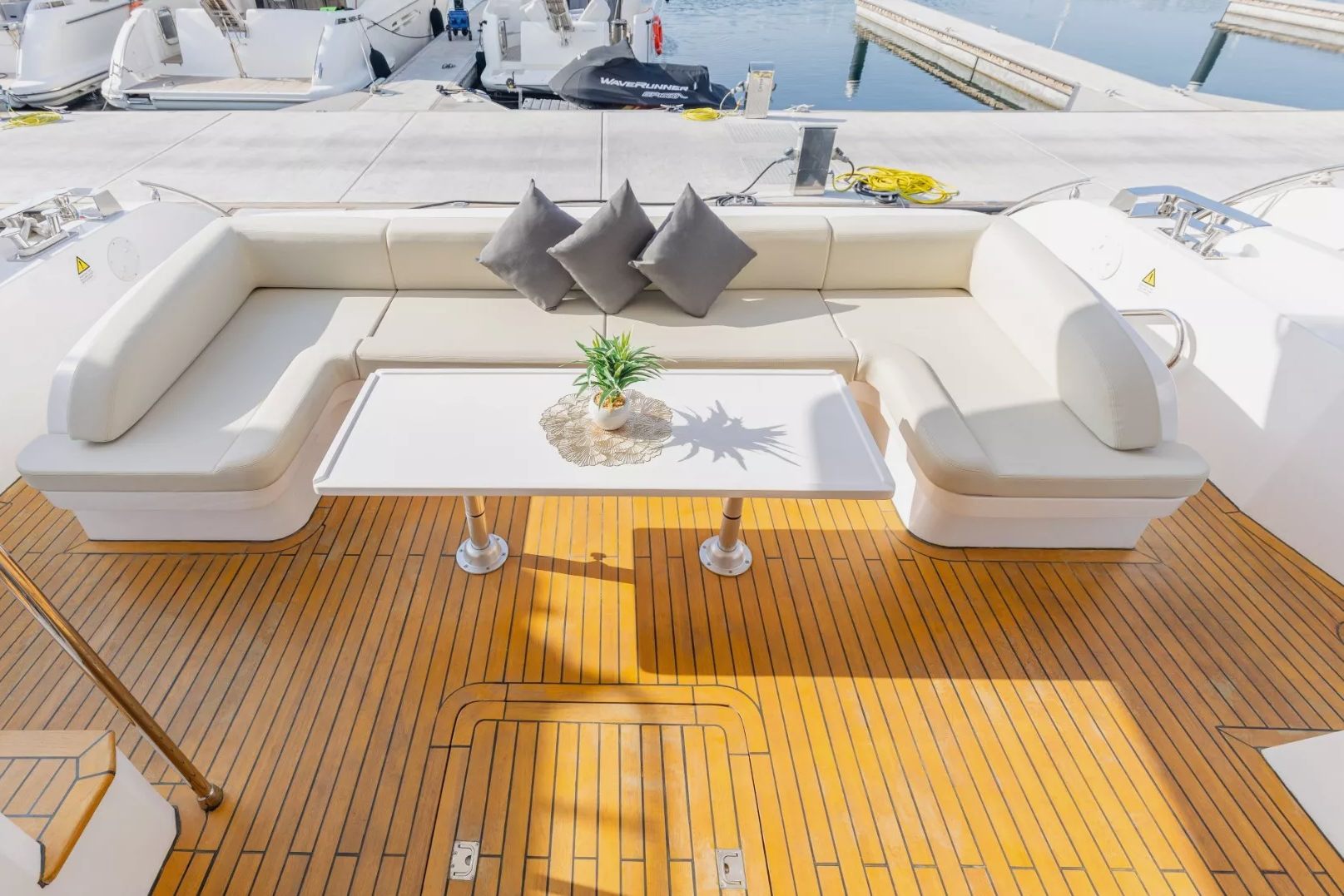 Sky Walker Fibo yacht, image 5