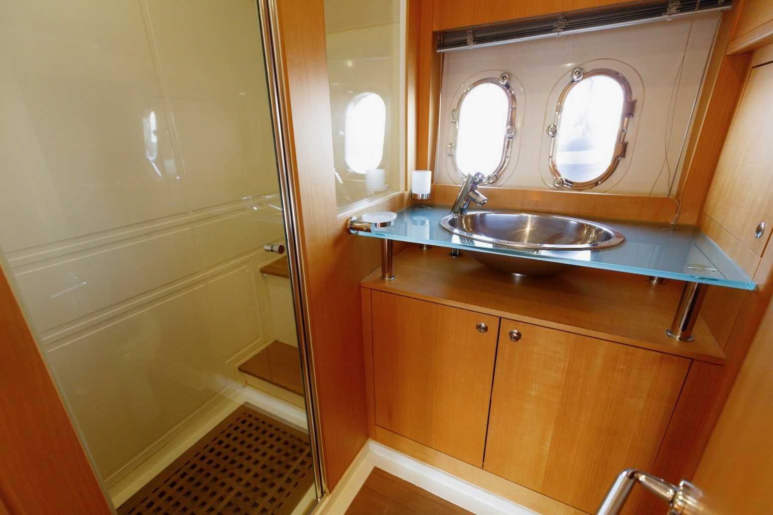 Numarine Veronika yacht, image 10