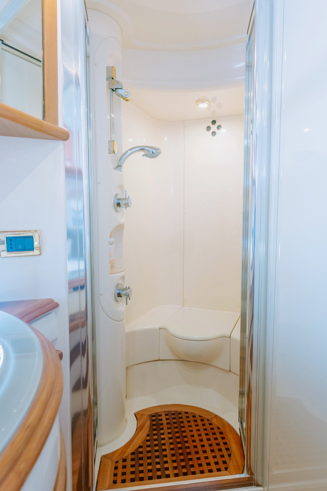 Azimut White Pearl yacht, image 5