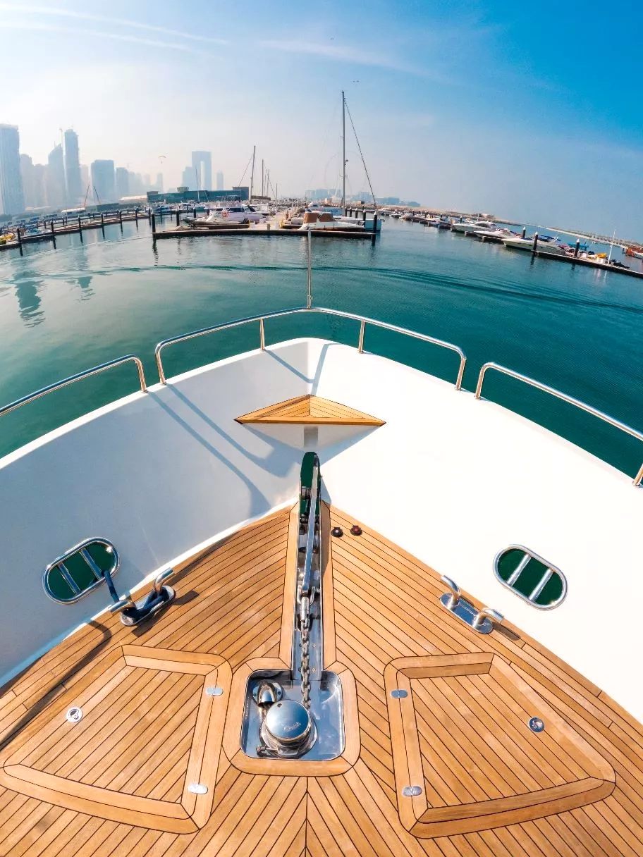 Sky Walker Kona yacht, image 5