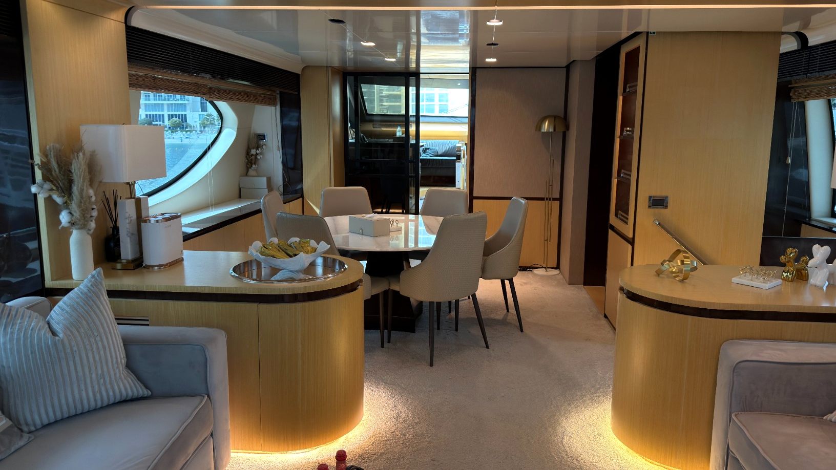 Azimut Satisfaction yacht, image 7