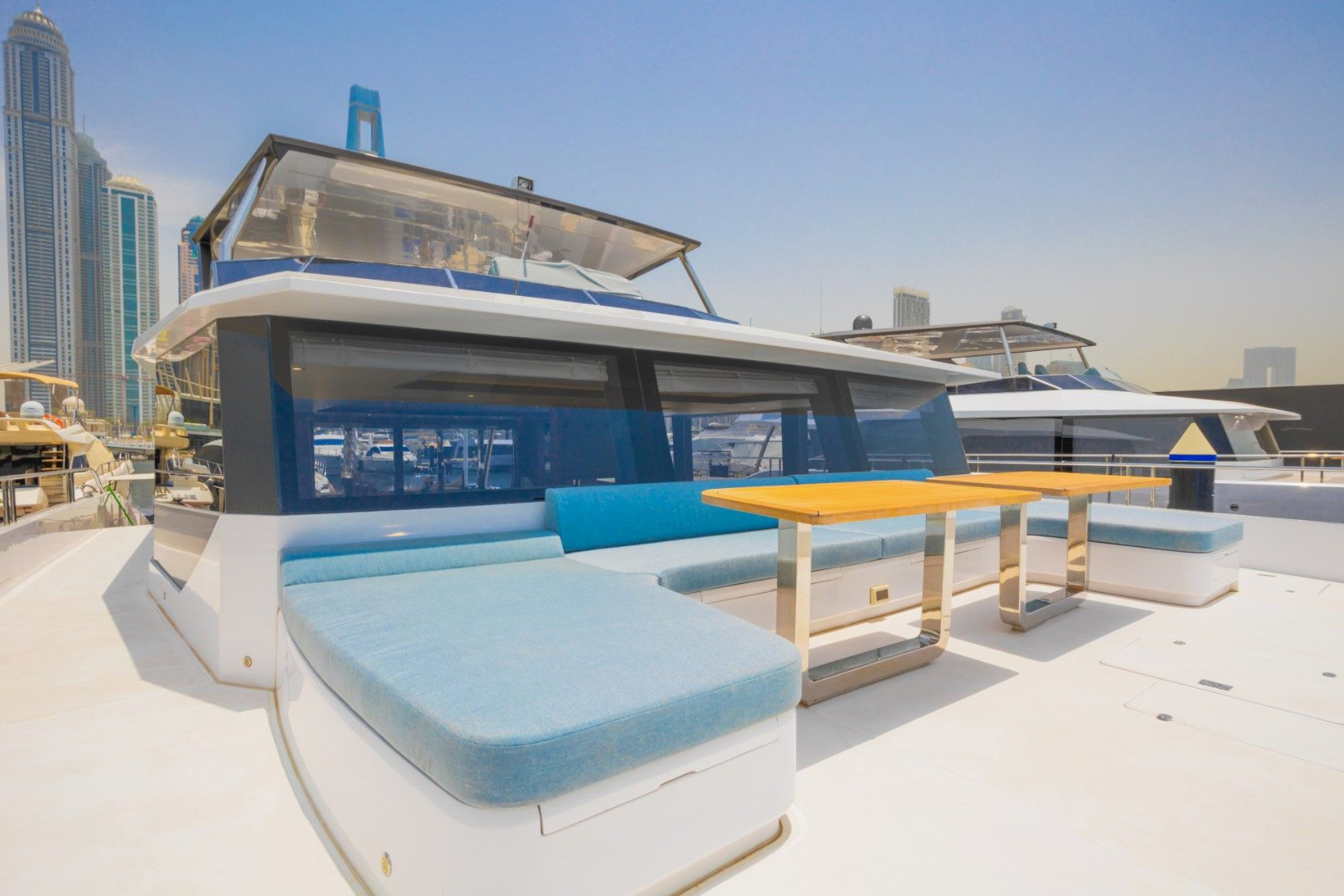 Sky Walker Volare yacht, image 4