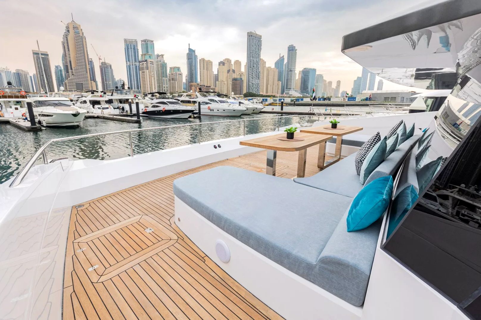 Sky Walker Infinity yacht, image 7