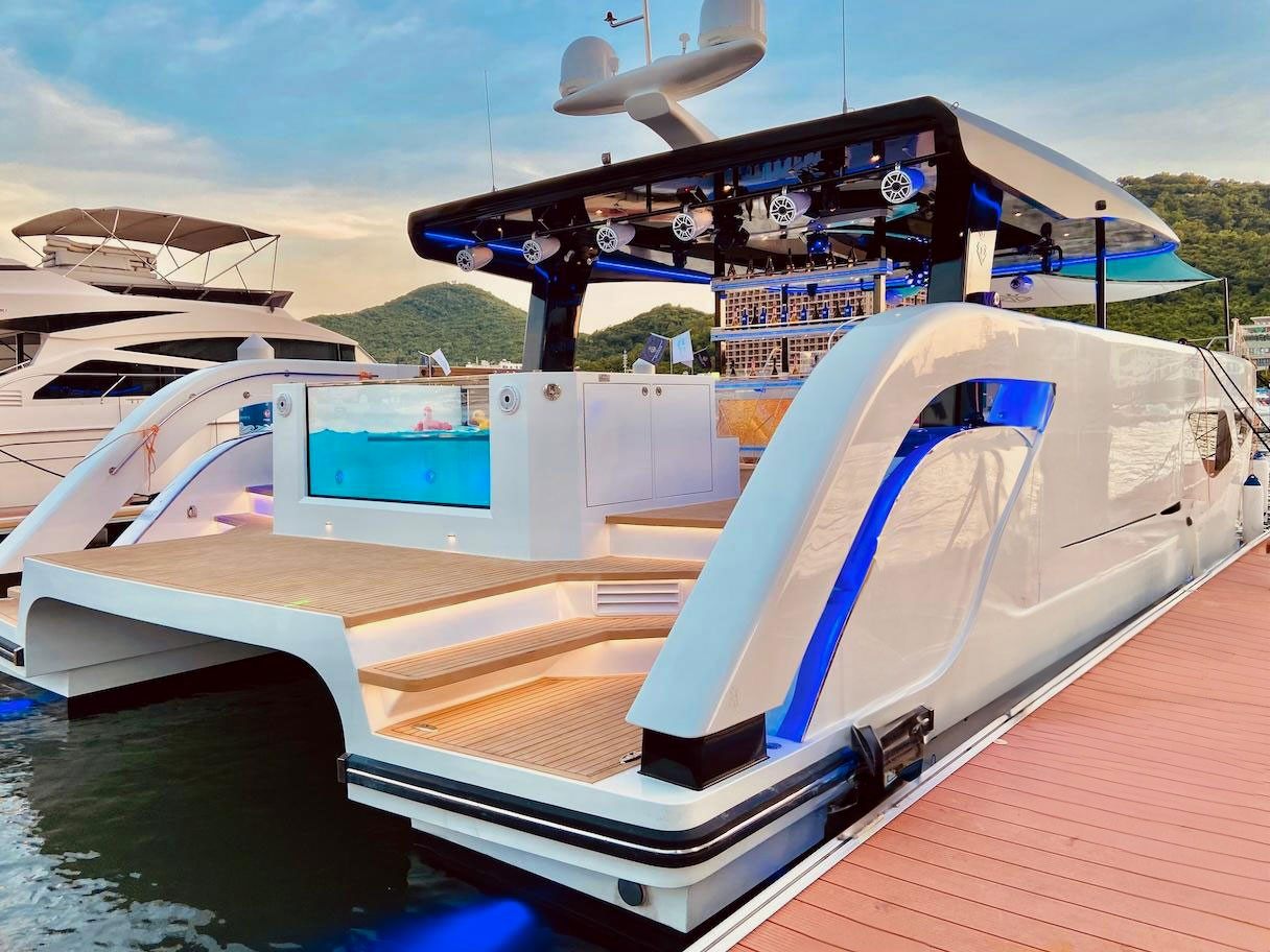 Catamaran Ozone yacht, image 9