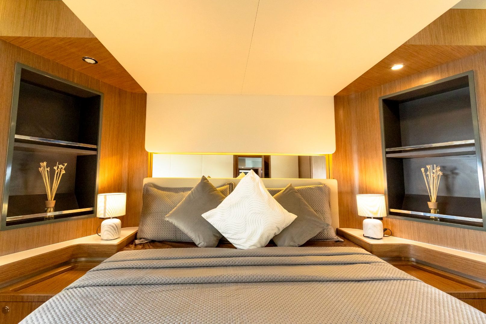 Sky Walker Amie X63 Sport yacht, image 14