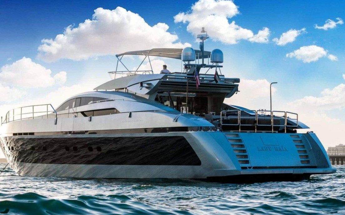 Yacht Lady Maya